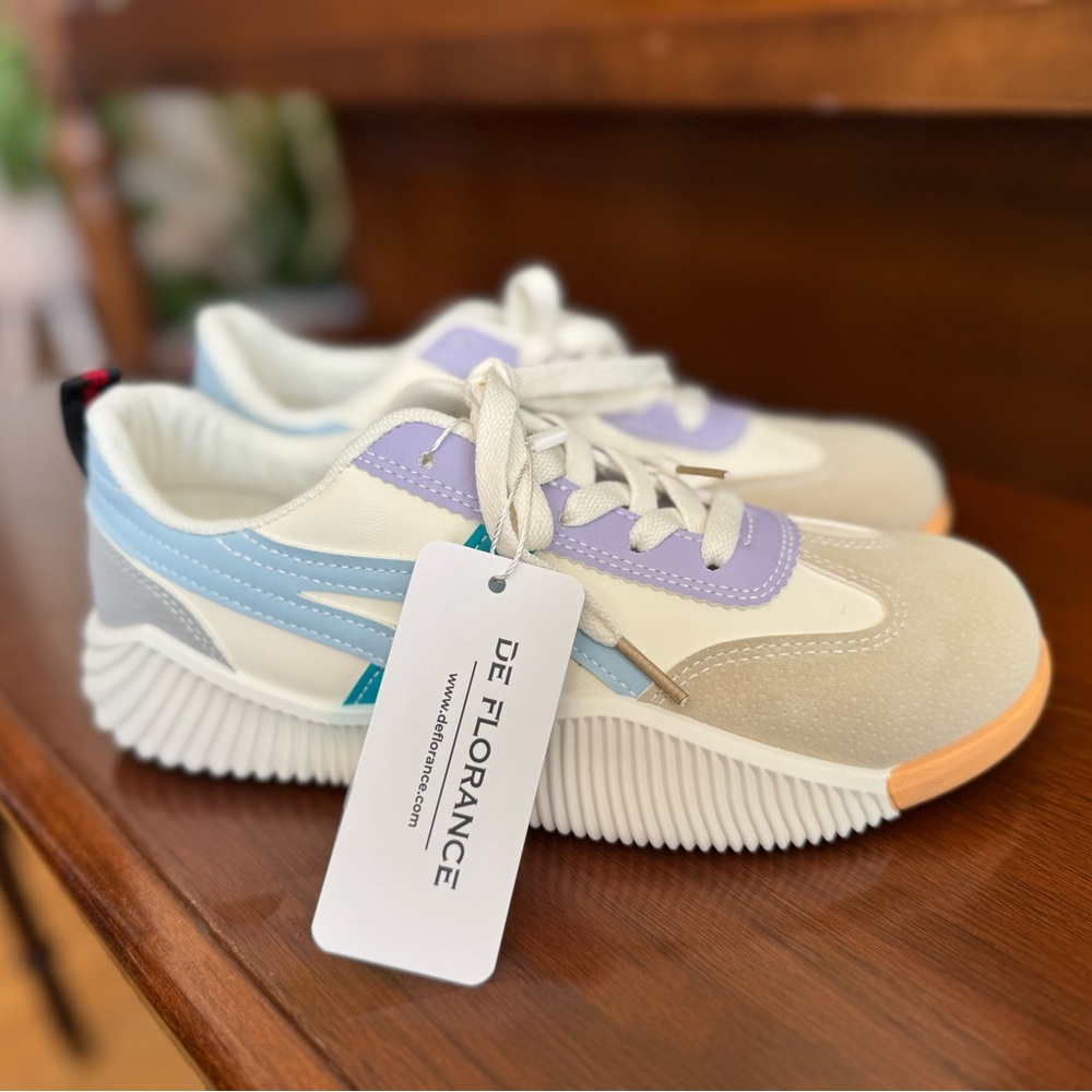De Florence sneaker NWT